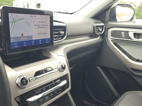 Used 2023 Ford Explorer XLT w/ Equipment Group 202A RWD image 29