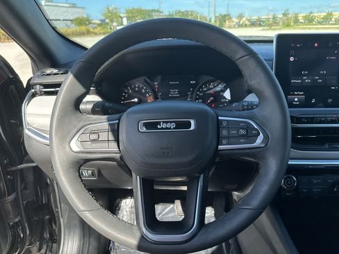 Certified 2023 Jeep Compass Limited AWD/4WD image 25