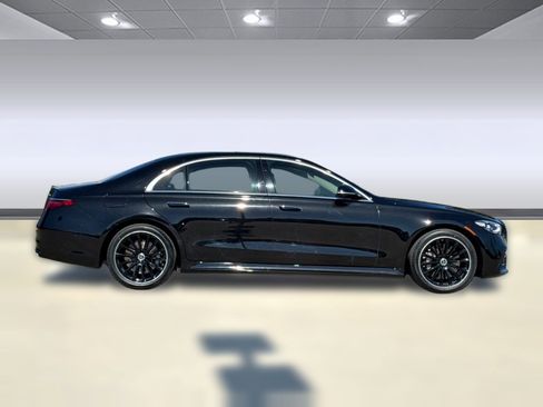 Certified 2022 Mercedes-Benz S 500 4MATIC image 7