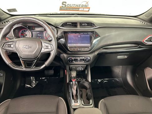 Used 2023 Chevrolet TrailBlazer RS w/ Sun and Liftgate Package AWD/4WD image 18