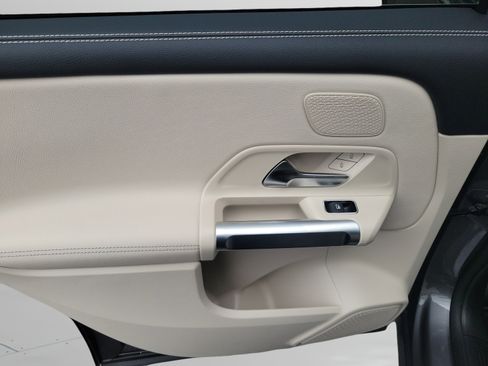 Certified 2026 Mercedes-Benz GLB 250 image 7