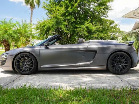 Used 2011 Audi R8 V10 image 3