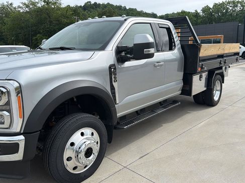 Used 2023 Ford F550 4x4 SuperCab Super Duty image 8