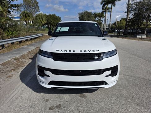 Certified 2024 Land Rover Range Rover Sport Dynamic SE image 8