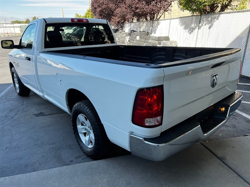 Used 2022 RAM 1500 Classic SLT AWD/4WD image 5