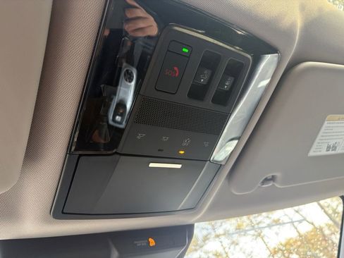 New 2026 Mitsubishi Outlander SE image 15