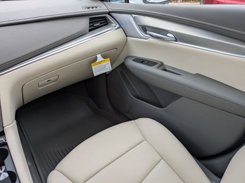 New 2026 Cadillac XT5 Premium Luxury w/ Driver Assist Package image 15