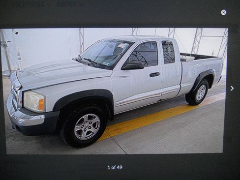 Used 2005 Dodge Dakota SLT AWD/4WD image 1