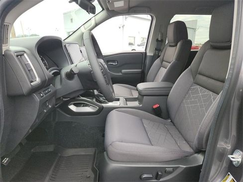 New 2026 Nissan Frontier SV w/ SV Convenience Package image 9