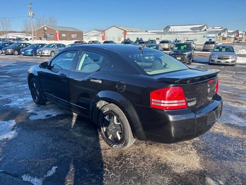 Used 2010 Dodge Avenger SXT image 5