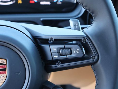 New 2026 Porsche Cayenne Coupe image 32