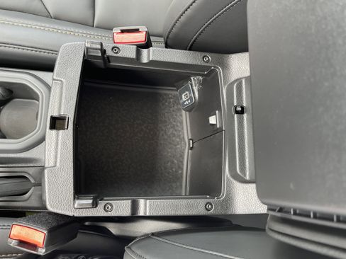 New 2025 Jeep Wrangler Unlimited Rubicon 392 image 33