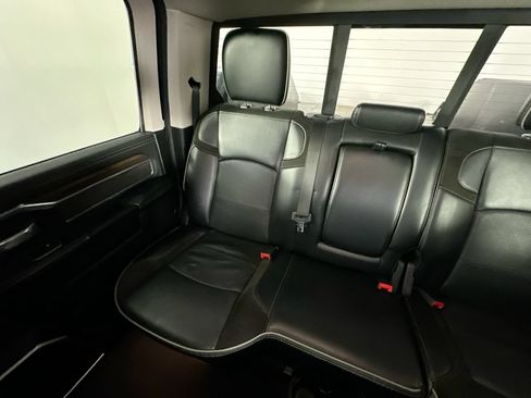 Used 2023 RAM 5500 Laramie AWD/4WD image 12