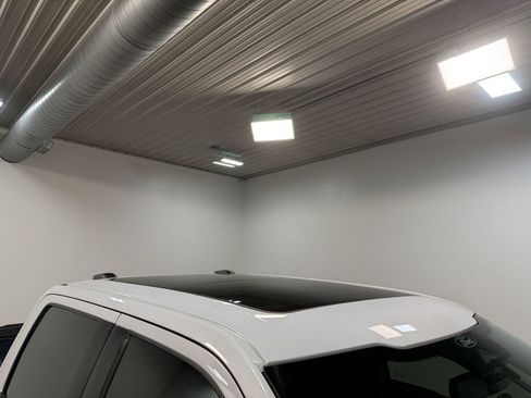 Used 2022 Ford F150 Lariat w/ Equipment Group 502A High image 46