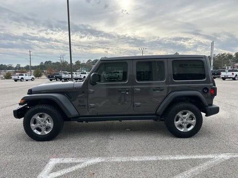 Certified 2021 Jeep Wrangler Unlimited Sport image 4