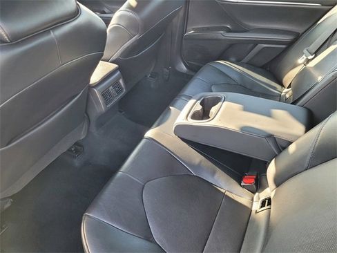 Used 2023 Toyota Camry XSE image 8
