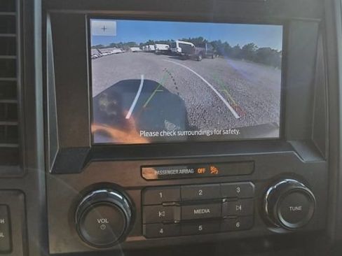 Used 2020 Ford F150 XL w/ Equipment Group 101A Mid AWD/4WD image 9