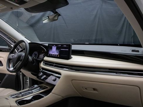 Used 2023 INFINITI QX60 Pure image 15