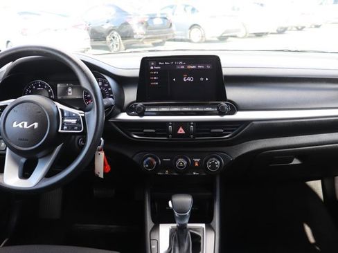 Used 2023 Kia Forte LXS image 13