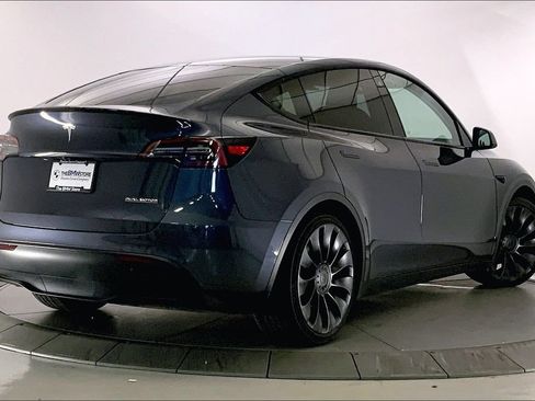 Used 2022 Tesla Model Y Performance AWD/4WD image 11