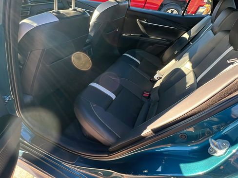 Used 2025 Toyota Camry SE image 24