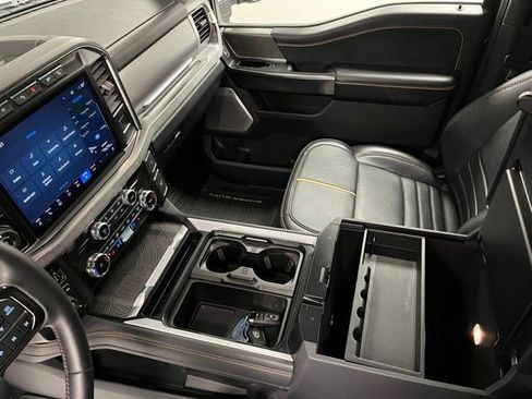 Used 2024 Ford F350 Platinum w/ Tremor Off-Road Package AWD/4WD image 39