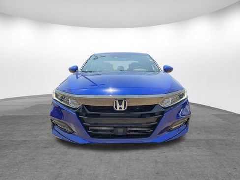 Used 2019 Honda Accord Sport image 2