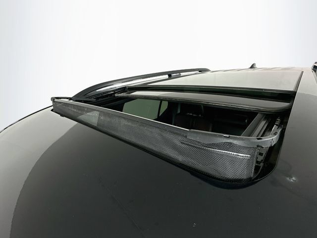 Certified 2025 Honda Pilot Black Edition image 12