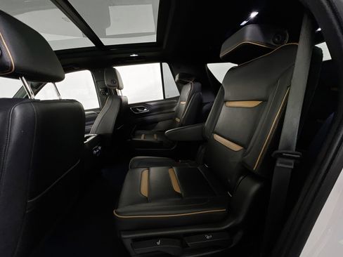 Used 2021 GMC Yukon AT4 w/ Technology Package image 25