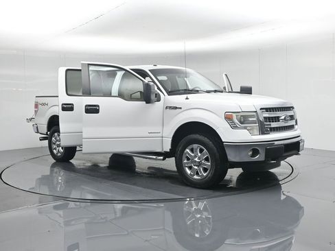Used 2014 Ford F150 XLT w/ Equipment Group 302A Luxury image 40