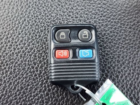 Used 2008 Ford Mustang Shelby GT500 RWD image 31