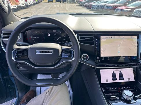 New 2026 Jeep Grand Wagoneer Summit AWD/4WD image 13