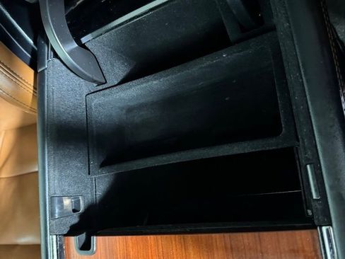 Used 2021 Lincoln Navigator L Reserve w/ Luxury Package image 32