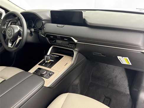 New 2026 MAZDA CX-70 3.3 Turbo w/ Preferred Package AWD/4WD image 40