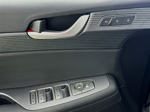 Used 2023 Hyundai Palisade Limited w/ Cargo Package image 22