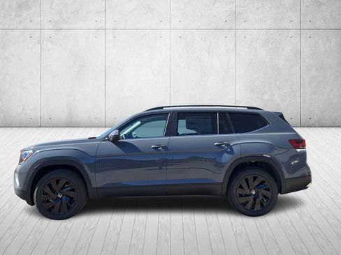 New 2026 Volkswagen Atlas SE FWD image 8
