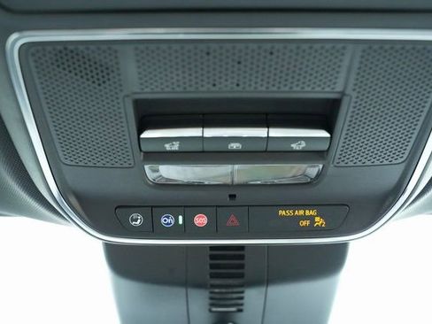 Used 2024 GMC Acadia Denali image 37