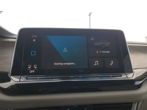 Certified 2025 Volkswagen Atlas SE image 20