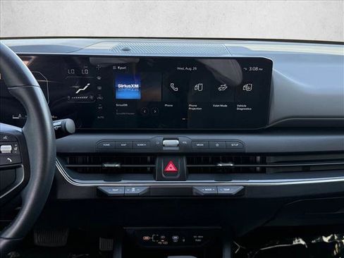 Used 2025 Kia K4 EX FWD image 17