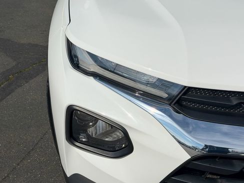 Used 2021 Chevrolet TrailBlazer LT w/ Convenience Package image 5