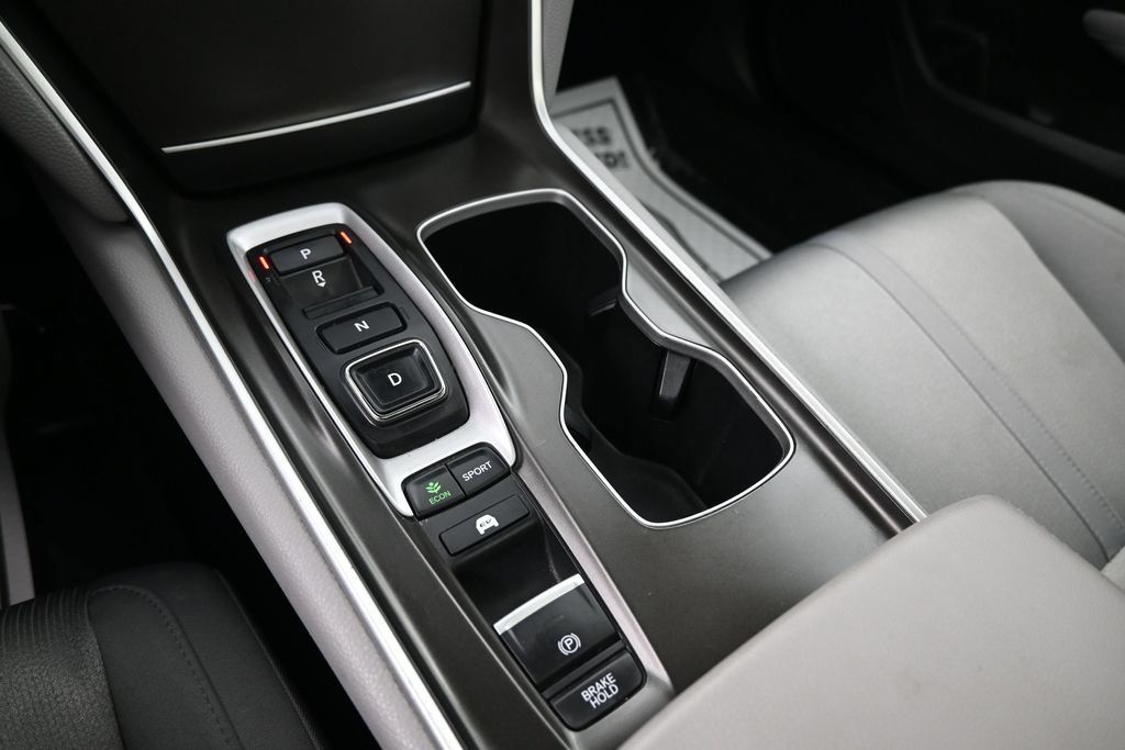 Used 2018 Honda Accord EX image 19