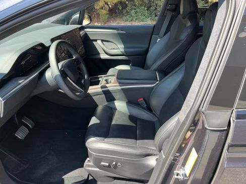 Used 2024 Tesla Model X AWD/4WD image 9