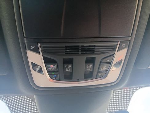 Used 2023 Acura MDX A-Spec image 40