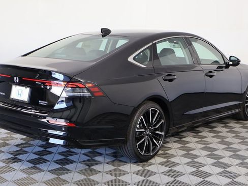 New 2026 Honda Accord Touring image 2