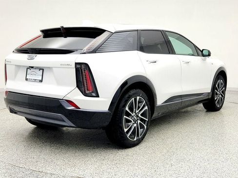 Used 2025 Cadillac Optiq Sport 2 w/ LPO, Floor Liner Package image 5