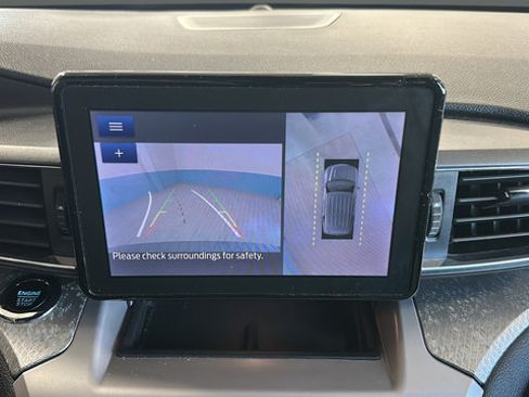 Used 2023 Ford Explorer Timberline w/ Timberline Technology Package AWD/4WD image 14