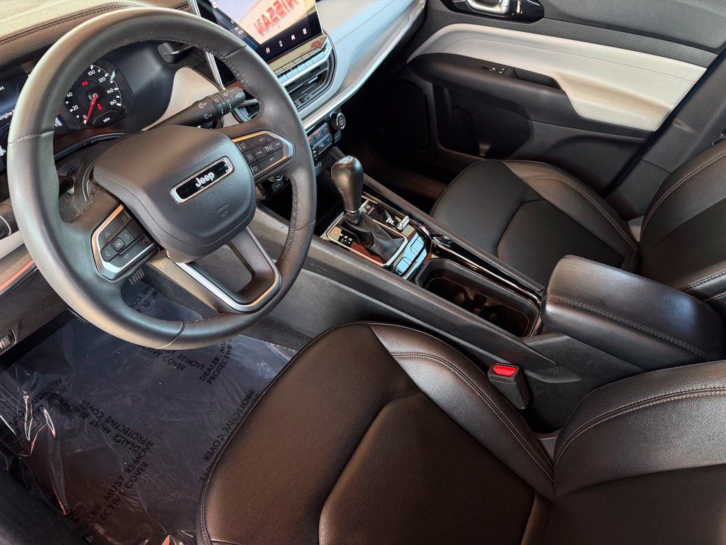 Used 2024 Jeep Compass Limited AWD/4WD image 18
