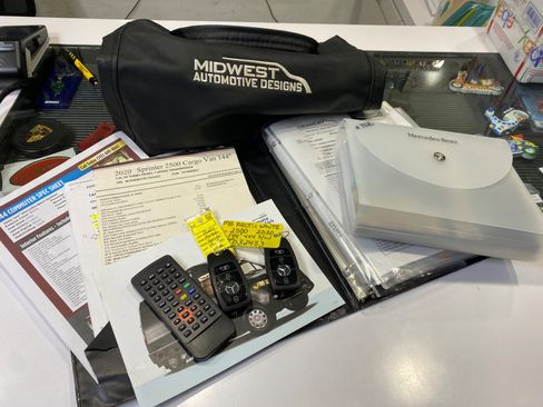 Used 2020 Mercedes-Benz Sprinter 2500 image 31