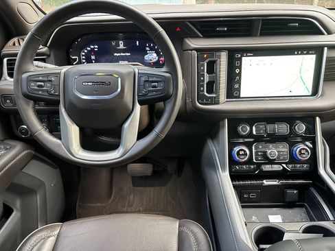 Used 2024 GMC Yukon XL Denali w/ Max Trailering Package RWD image 21