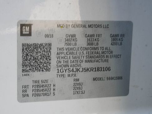 Used 2019 Cadillac Escalade ESV Premium Luxury image 35